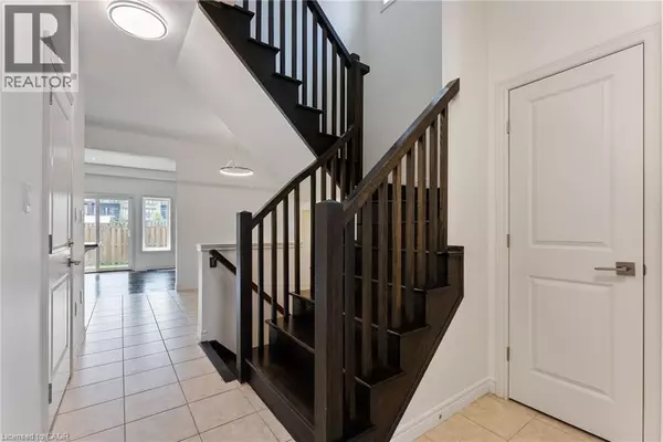 Ancaster, ON L9G0G6,68 DODMAN Crescent