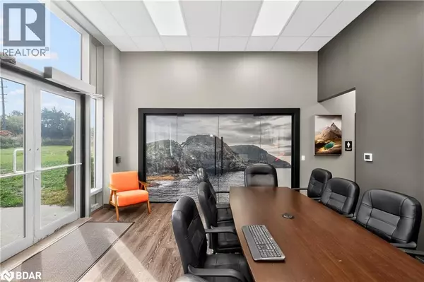 Barrie, ON L4N9G8,10 LOCKHART Road