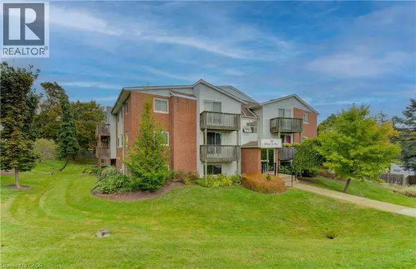 Kitchener, ON N2K1K4,30 BRIDGE ST West #104