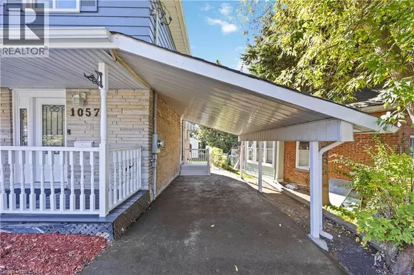 Oshawa, ON L1H1H6,1057 KING Street E