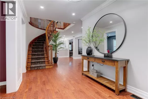 Oakville, ON L6M2Z5,1586 HERITAGE Way