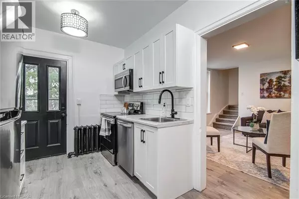 Woodstock, ON N4S1W9,255 RAGLAN ST #2