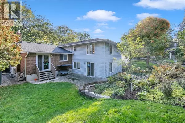 22 THISTLE Road, Guelph, ON N1H6S8