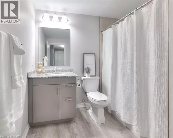 Kitchener, ON N2E0H5,195 COMMONWEALTH ST #210