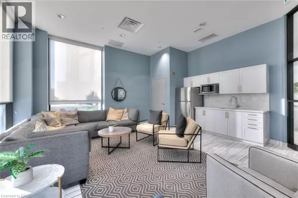 Kitchener, ON N2E0H5,195 COMMONWEALTH ST #210