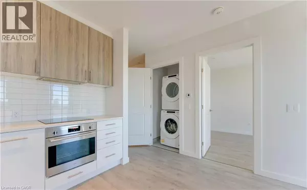 Waterloo, ON N2J0E7,181 KING ST South #1612