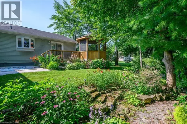 Flamborough, ON L8B1A5,106 BUSHMILL Circle