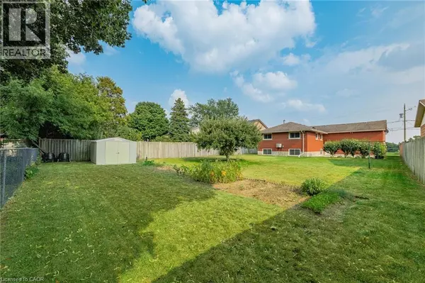 Kitchener, ON N2K1C3,161 SCHWEITZER Street