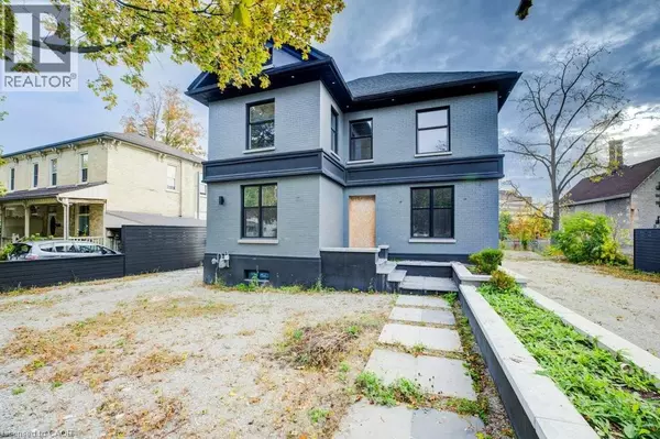 Cambridge, ON N1S2L1,67 GRAND Avenue N