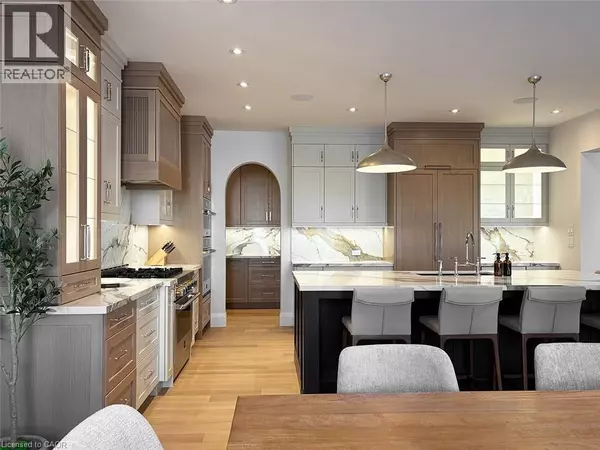 Stoney Creek, ON L8E0C1,100 WATERSHORE DR #Lot 2