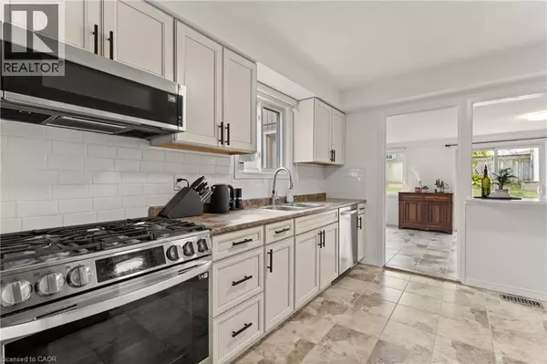 Cambridge, ON N1S4B6,36 ANGELA Crescent