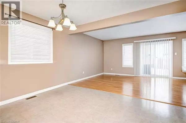 Kitchener, ON N2R1T4,UPPER-10 VERONA Street