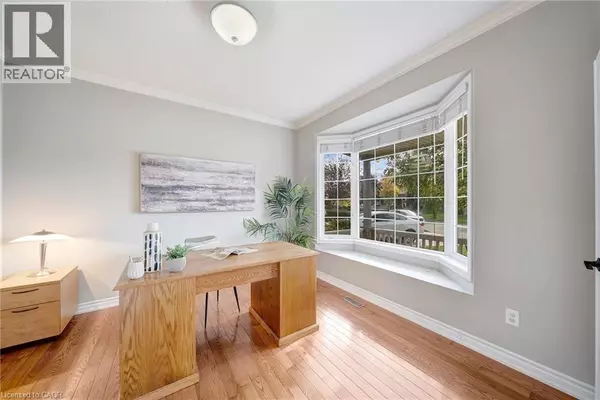 Milton, ON L9T5T9,860 SOMERVILLE Terrace