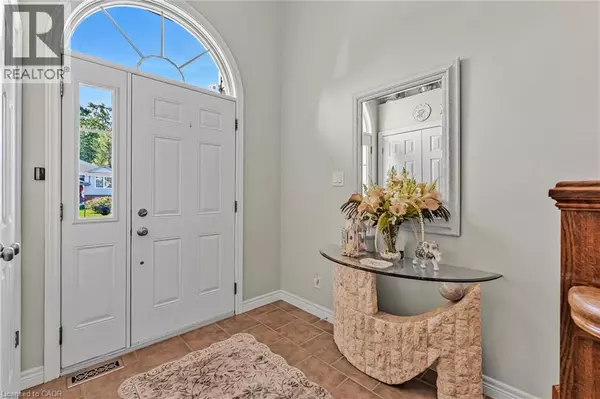 Fort Erie, ON L2A0A9,1220 PARKSIDE Avenue