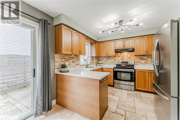 Barrie, ON L4N7A3,41 PENTON Drive