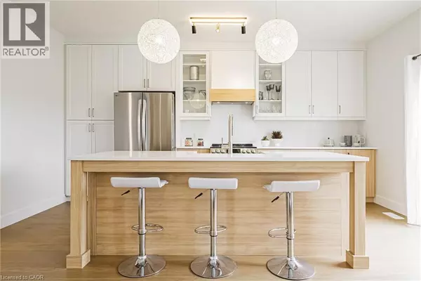 Kitchener, ON N2E0E9,546 BENNINGER Drive