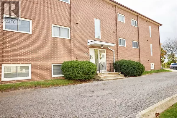 Guelph, ON N1G2V5,57 CONROY CRES #204