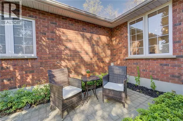 Waterloo, ON N2V1Y6,439 NORTHLAKE Drive