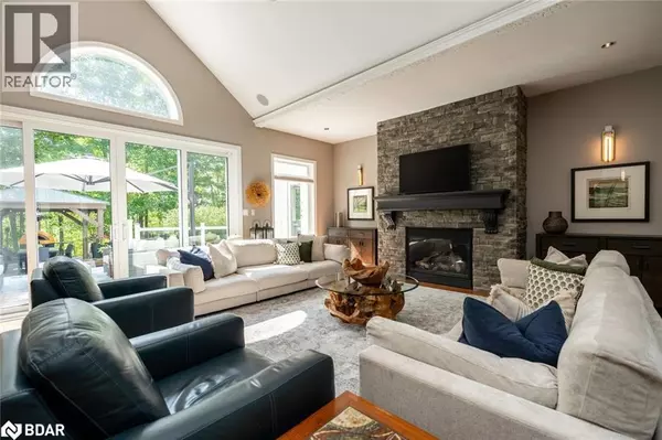 Oro-medonte, ON L0L2L0,7 MAPLE RIDGE Road