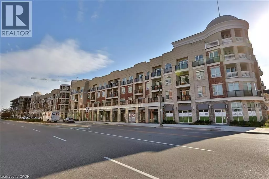 Oakville, ON L6H0K3,216 OAK PARK BLVD #213