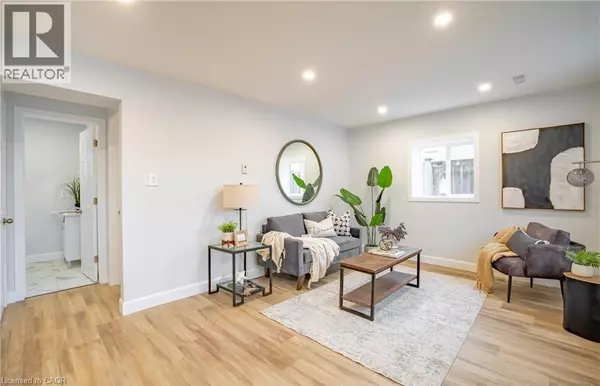 Welland, ON L3C3C7,521 SOUTH PELHAM Road Unit# Garden Suite