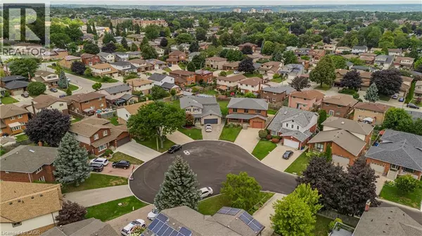 Hamilton, ON L9B1W3,18 MARCEL Place