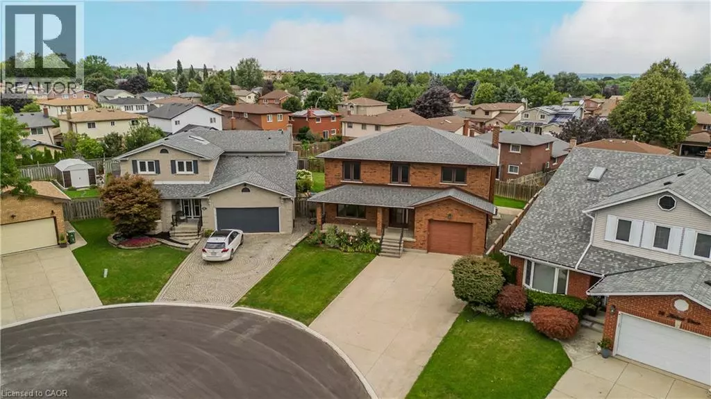 18 MARCEL Place, Hamilton, ON L9B1W3