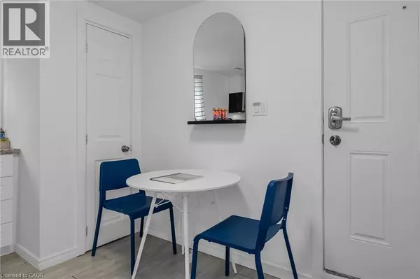 Welland, ON L3B1H2,16 GOLDEN BLVD East #2