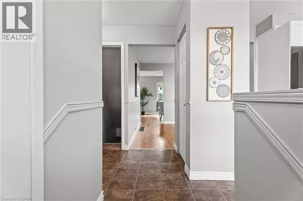 Hamilton, ON L8W1E5,1301 UPPER GAGE AVE #33