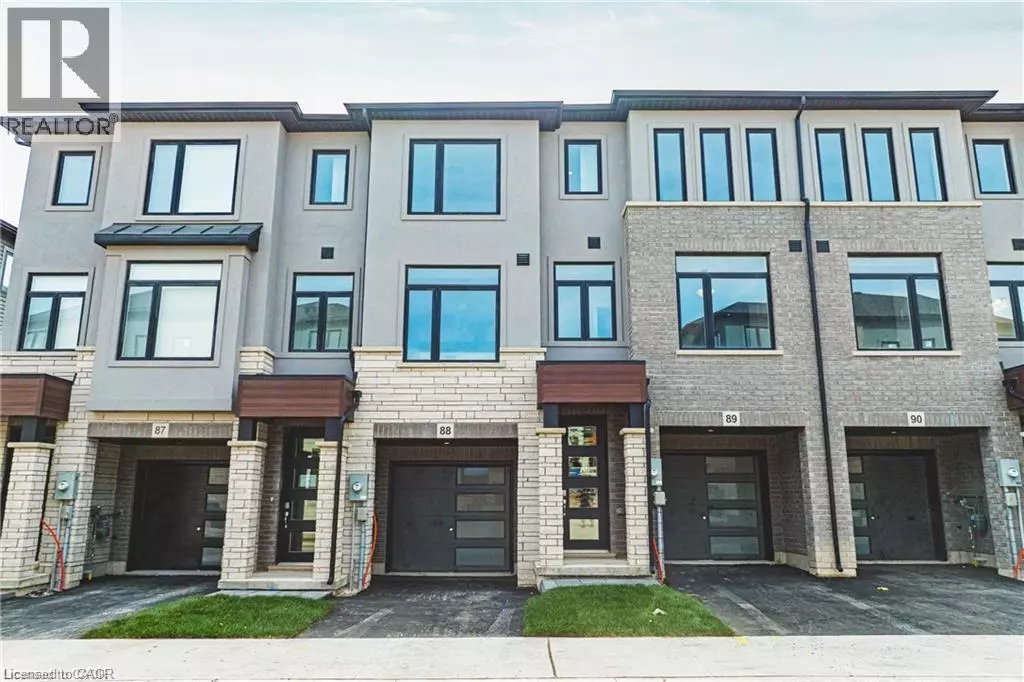 Cambridge, ON N3E0E8,155 EQUESTRIAN WAY #88