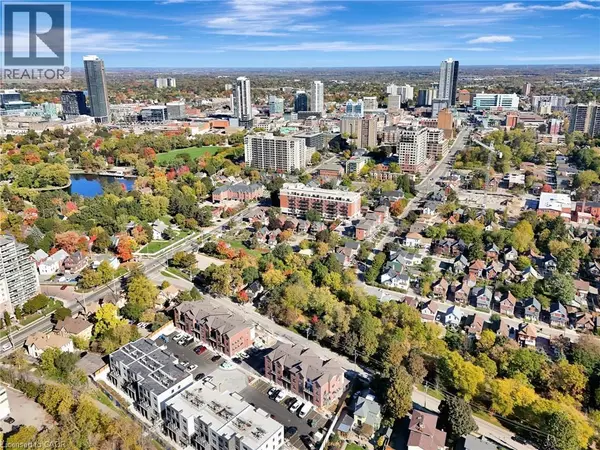 Kitchener, ON N2G2Y2,31 MILL ST #80