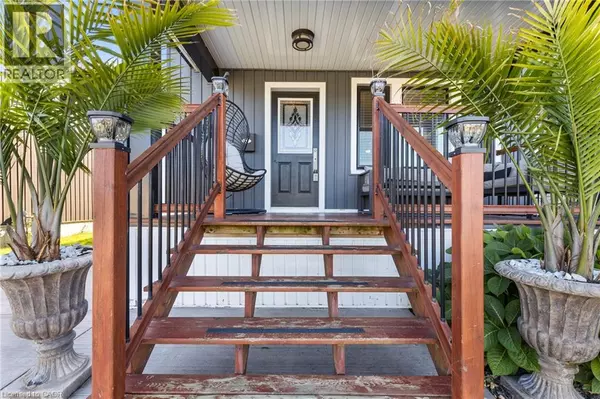 Fort Erie, ON L2A2Y6,239 BOWEN Road