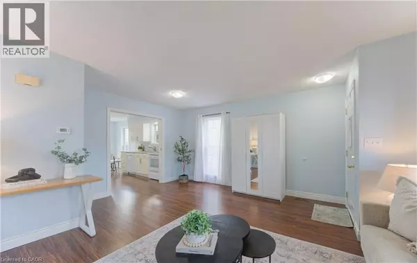 Kitchener, ON N2E3L4,113 WAKE ROBIN Drive