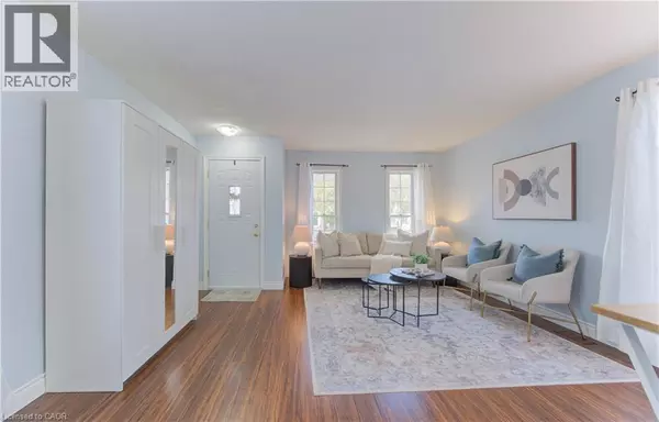 Kitchener, ON N2E3L4,113 WAKE ROBIN Drive