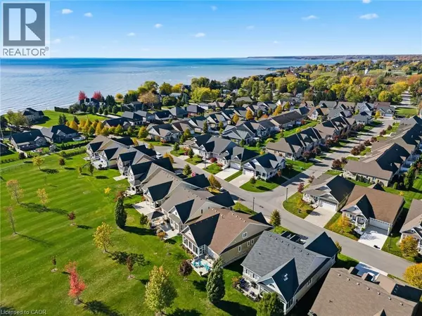 Port Dover, ON N0A1N3,34 REGATTA DR #89