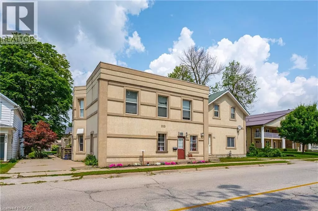 Palmerston, ON N0G2P0,213 MAIN Street E