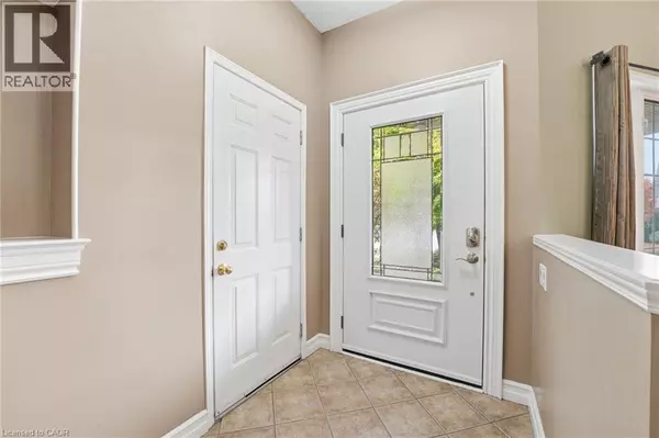 Cambridge, ON N3C4M5,254 KERWOOD Drive