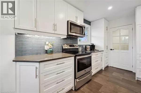 Hamilton, ON L8W1M2,10 VILLA Court