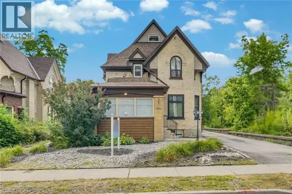 561 QUEEN Street S, Kitchener, ON N2G1W9