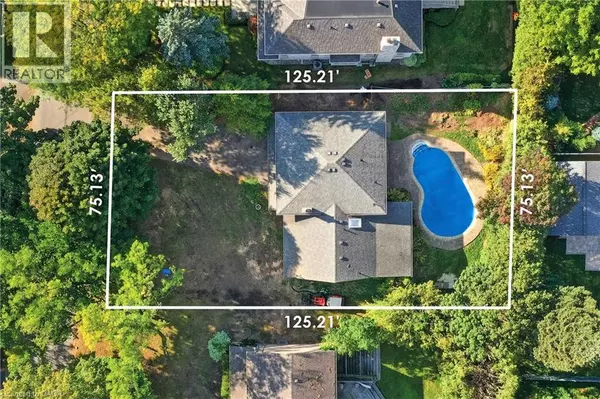 111 GLOUCESTER Avenue, Oakville, ON L6J3W3