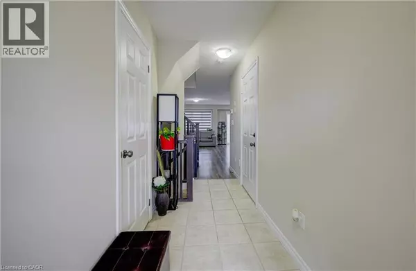 Cambridge, ON N1R0C2,14 HARRISON Drive