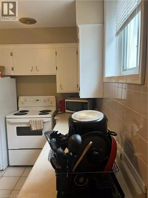 Kitchener, ON N2B2B4,775 FREDERICK ST #2