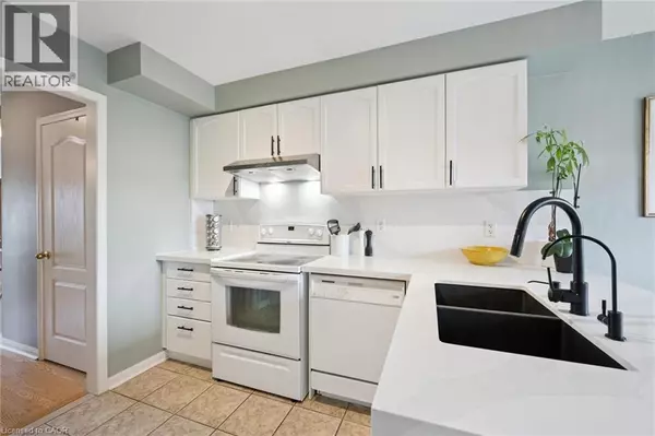 Mississauga, ON L5B4N8,3030 BREAKWATER CT #26