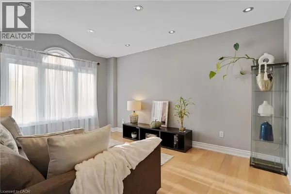 Cambridge, ON N1S4Z8,175 STIRLING MACGREGOR Drive