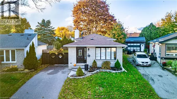 17 KANATA Crescent, Brantford, ON N3R7E8