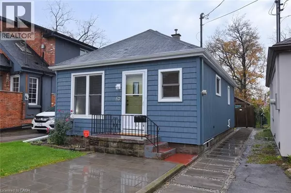 Hamilton, ON L9A3L8,206 EAST 8TH Street