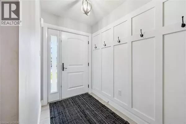 Elora, ON N0B1S0,44 HALLS Drive