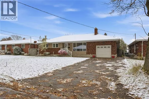 9 WADDINGTON Street, Brantford, ON N3R2R2