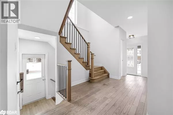 Angus, ON L3W0M5,31 WOOD Crescent