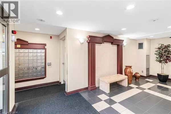 Stoney Creek, ON L8G5E1,495 HIGHWAY 8 #404